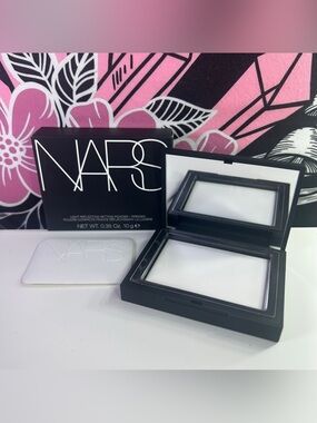 NARS Light Reflecting Setting Powder-Pressed "Crystal" Full Size